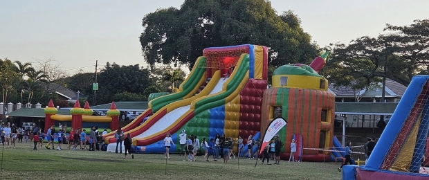  Indoor and Outdoor Venues: Benefits (Pros &amp; Cons) &amp; Why Jumping Castles Are Perfect for Both